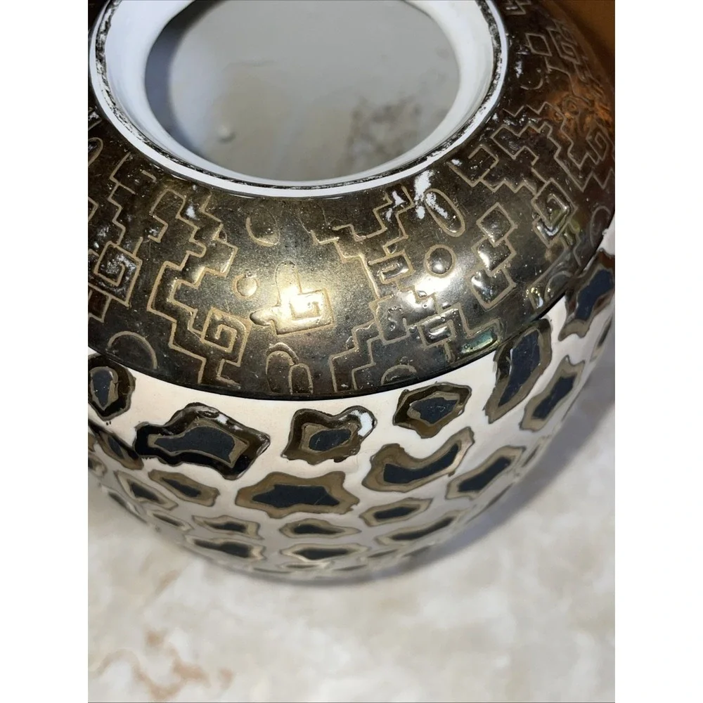 Vintage Macau Stamped‎ - Bud Vase Black & Gold Leopard Print